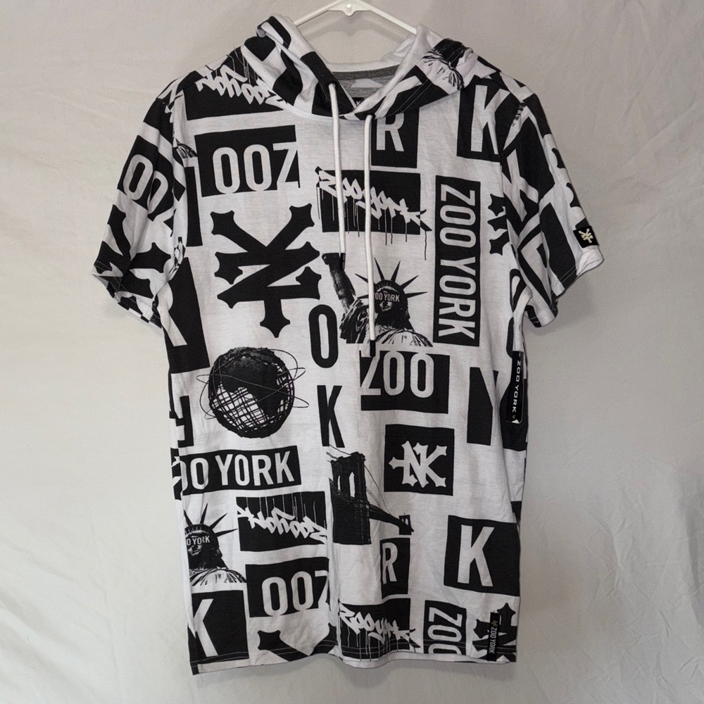 Zoo York Monochrome Graphic Spell-Out Hoodie T-Shirt